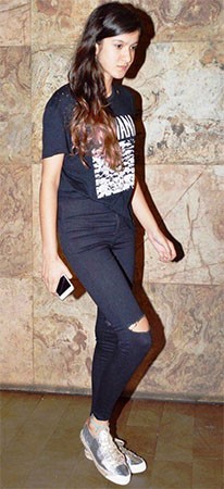 Shanaya Kapoor Body Measurments
