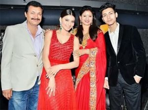 Urvashi Rautela with her Family
