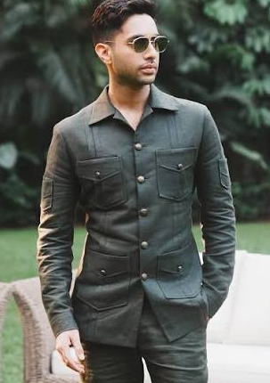 Agastya Nanda biography Agastya Nanda biography – Bollywood actor and grandson of Amitabh Bachchan