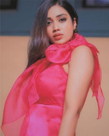 Nivetha Pethuraj Age, Height, Boyfriend, Wiki, Biography | More