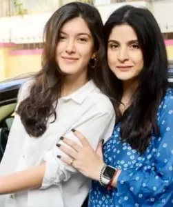 Shanaya Kapoor Mother