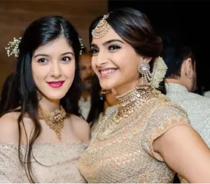 Shanaya Kapoor Sister