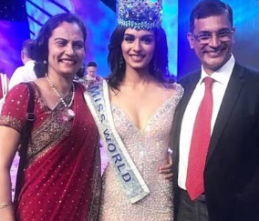 manushi chhillar parents